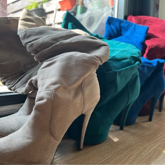 LOT Sale! Izabel knee high boots size 8 - Picture 3 of 4